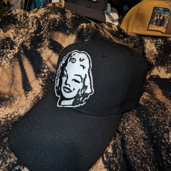 Marilyn Monroe hat, B&W Marilyn Monroe baseball cap, Marilyn Monroe collectible - Picture 5 of 5